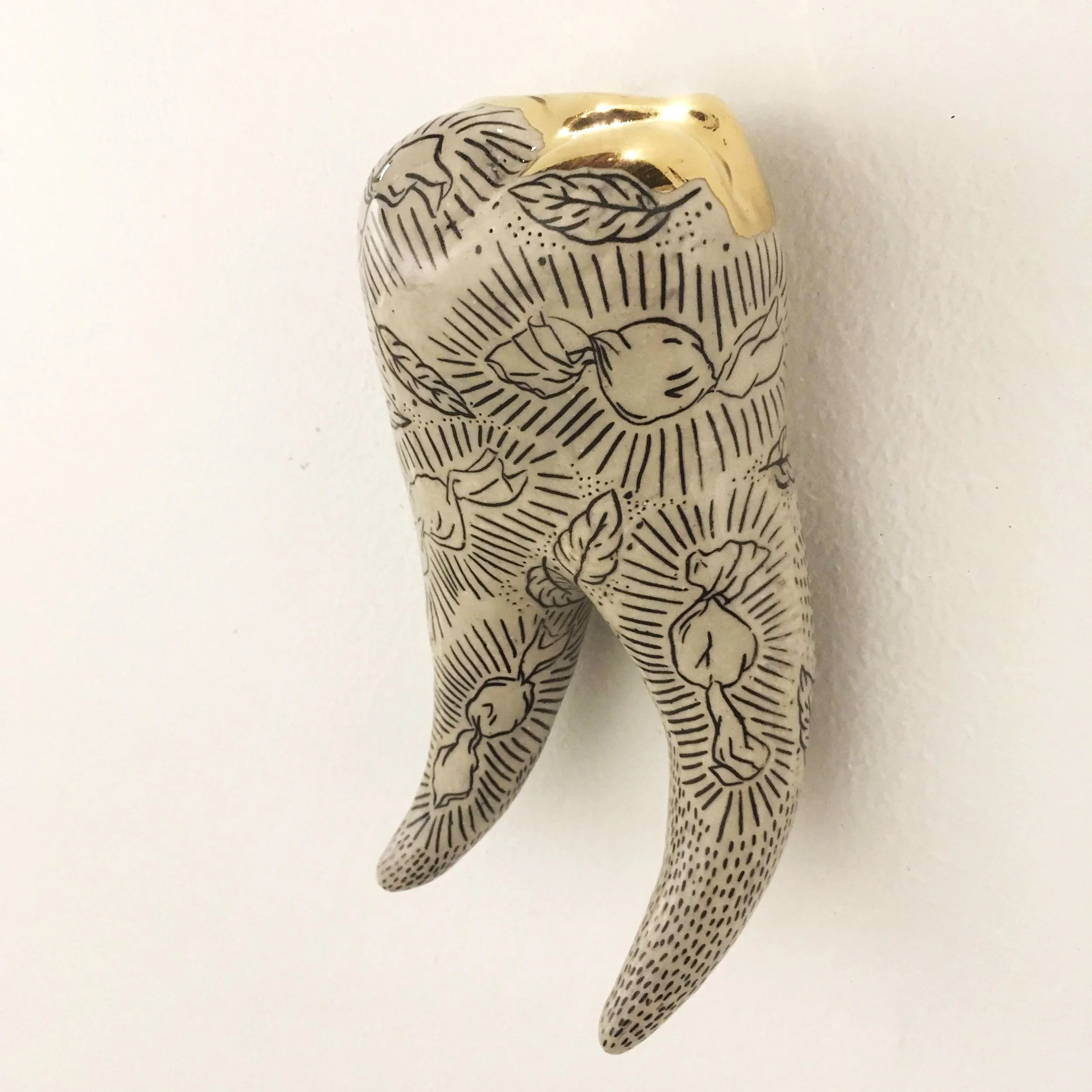 Huevitos Tooth,
2019