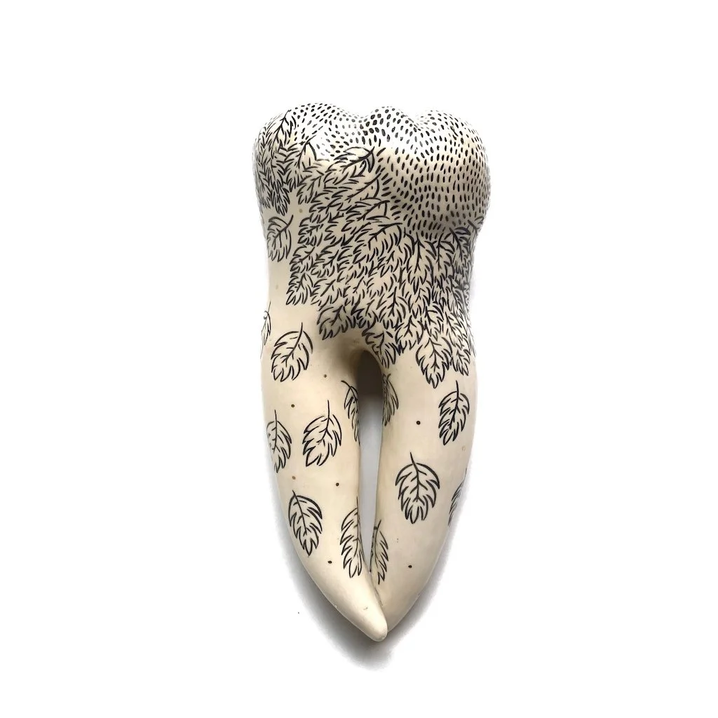 Leaves Tooth,
2020