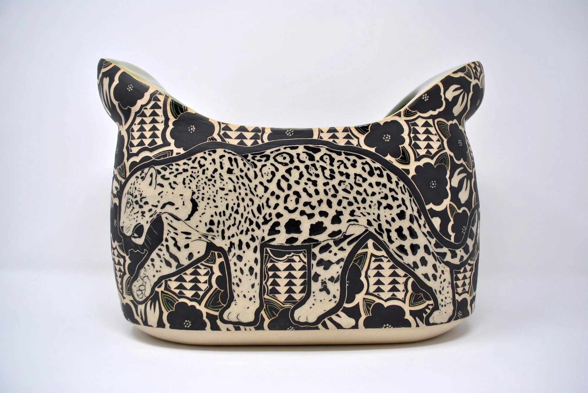 Jaguar Vessel,
9” x 13” x 6” -
2022