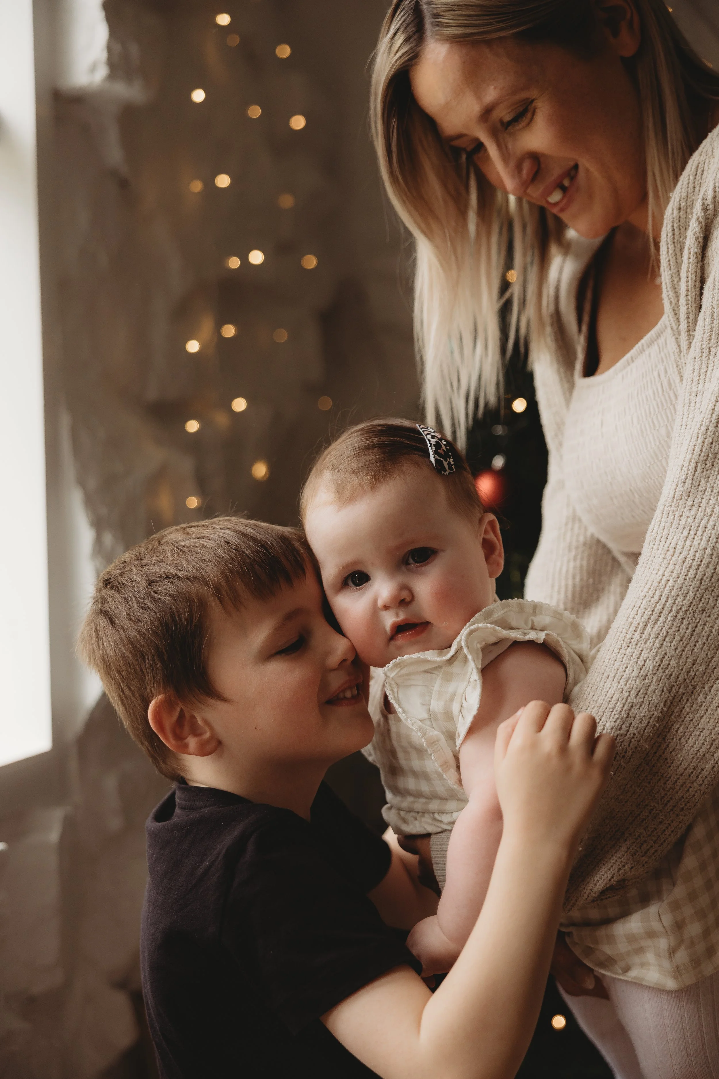 Talia&Familymini2025-ExposePhotography-175.jpg