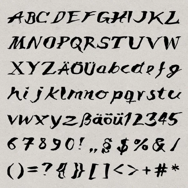 LA MIA MANO (Original Font), 2016
(Handwritten typography), Brush-pen