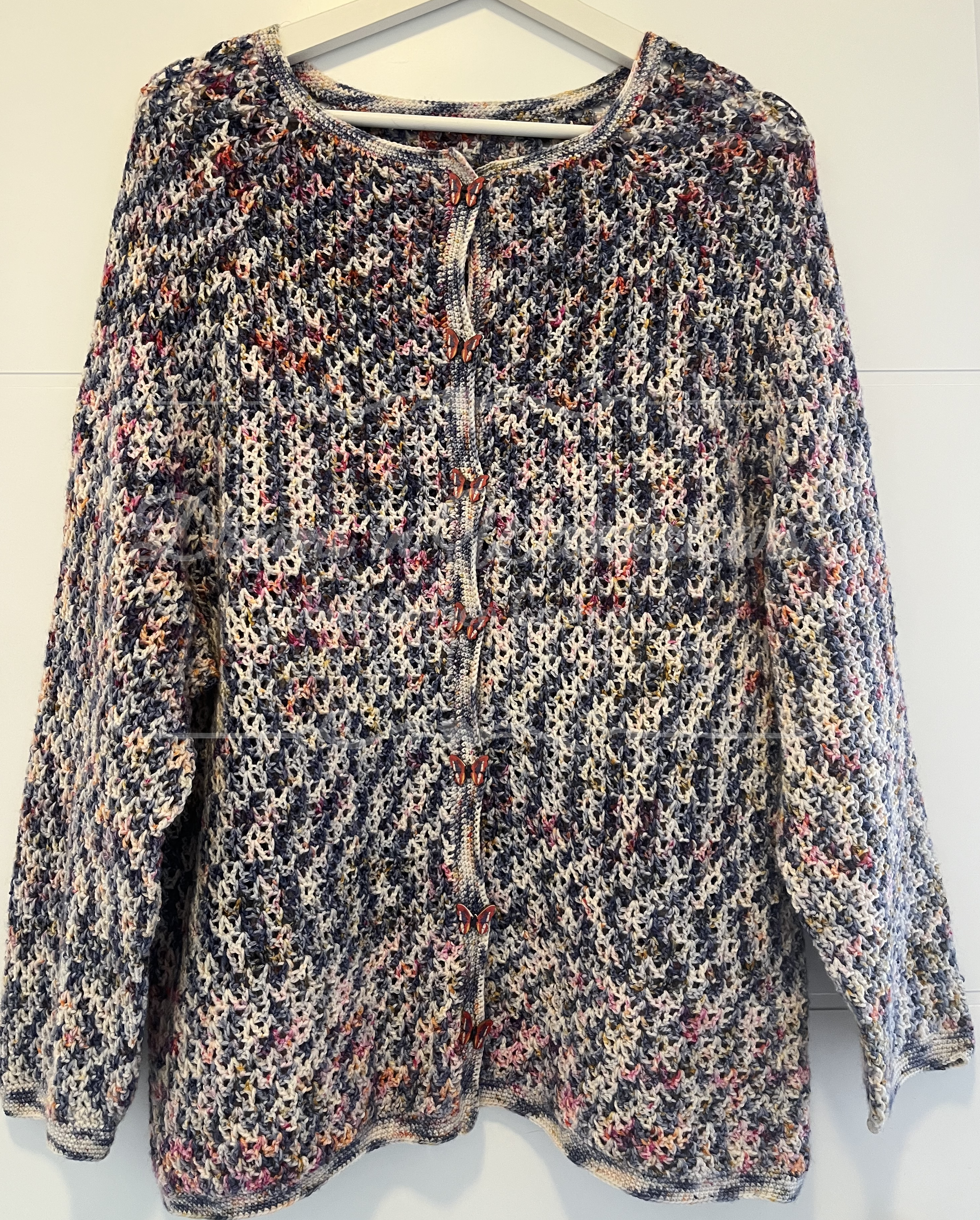 sweater Oana.png
