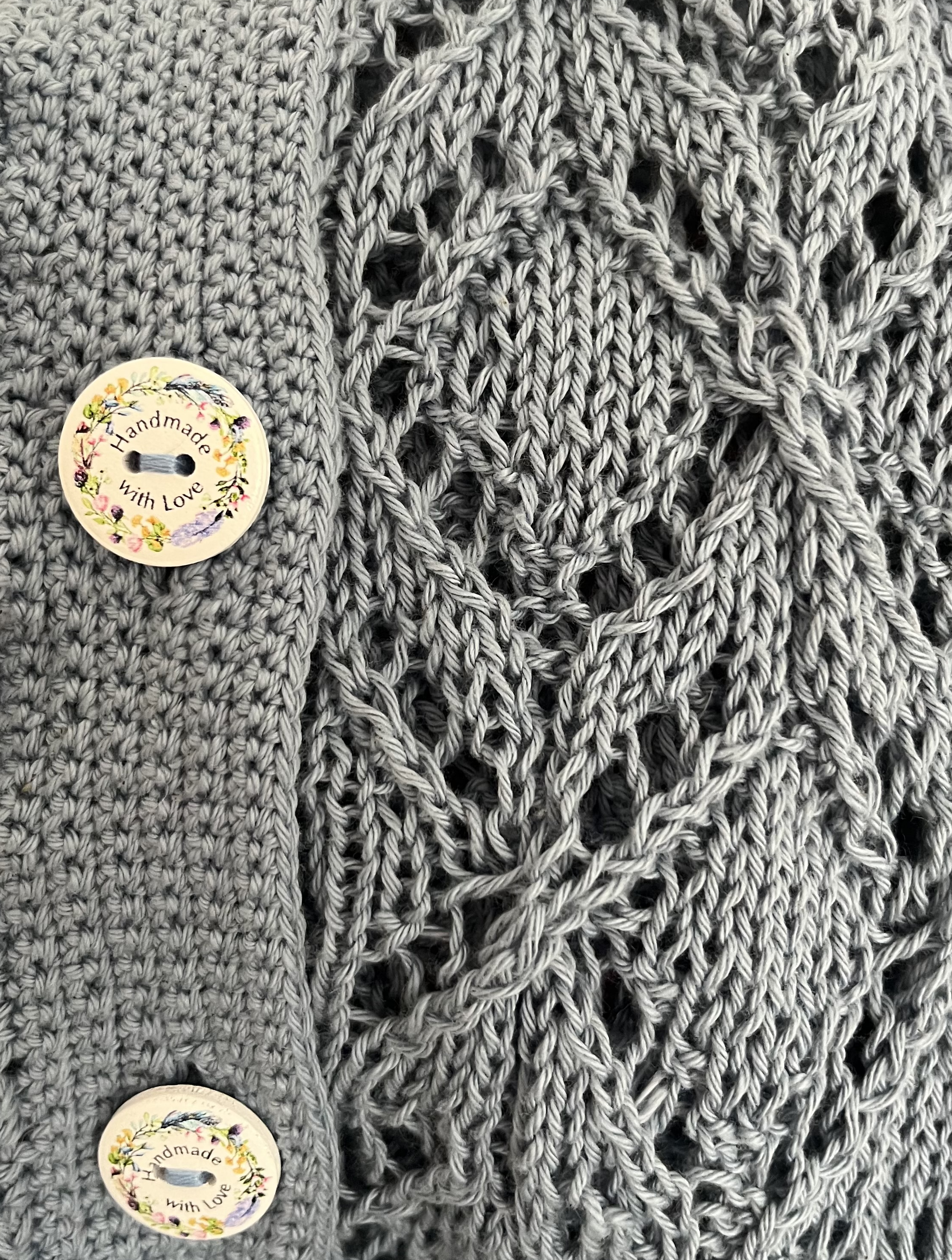 detaliu cardigan Diana 1.png