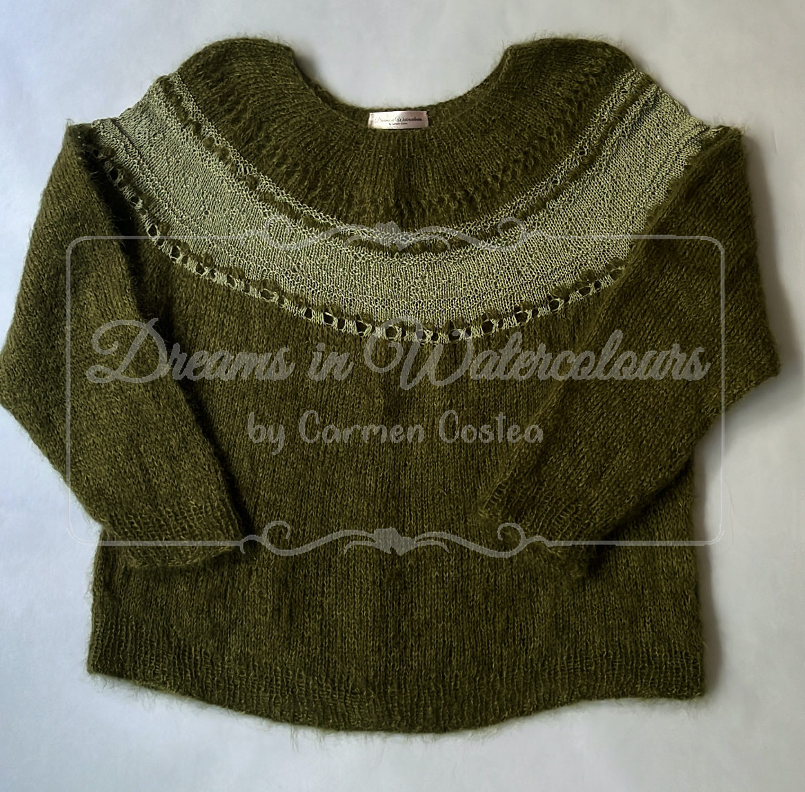 kaki sweater.png