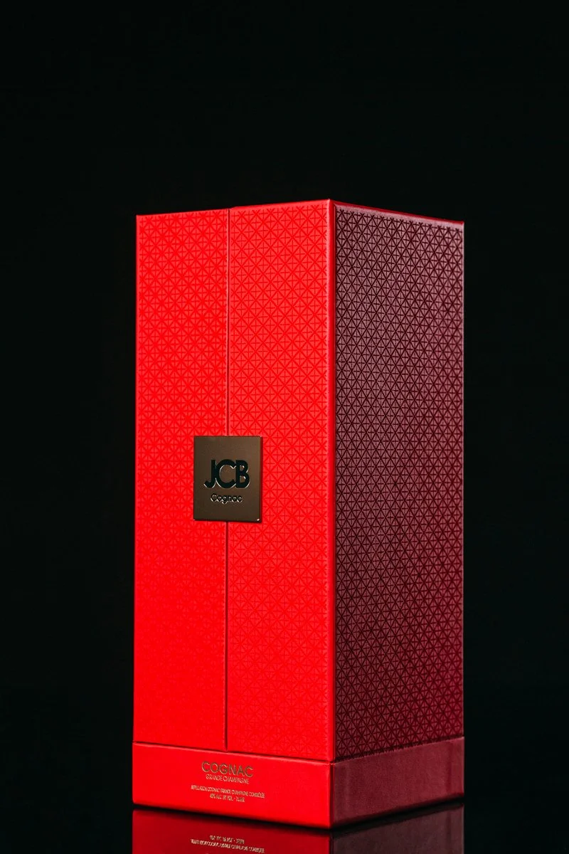 Coffret-Cognac-JCB-ERIC-BERTHES02.jpg