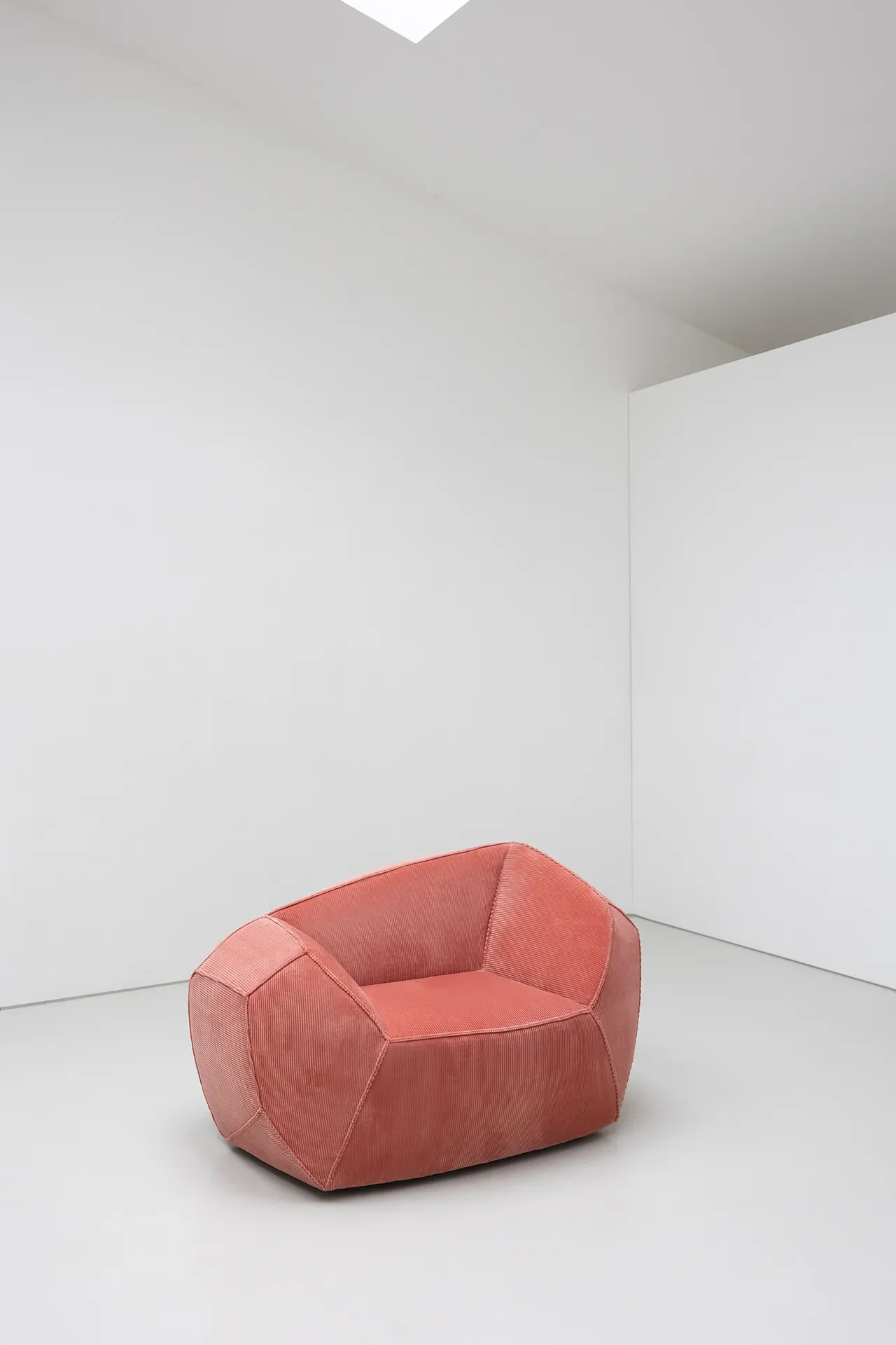 fauteuil-perspective-eric-berthes-02.webp