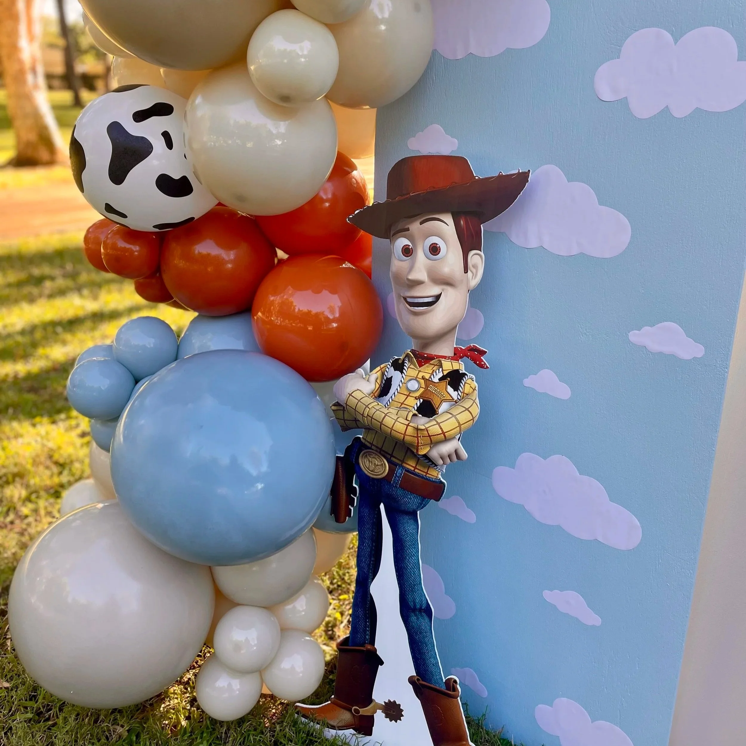 WOODY+.jpg