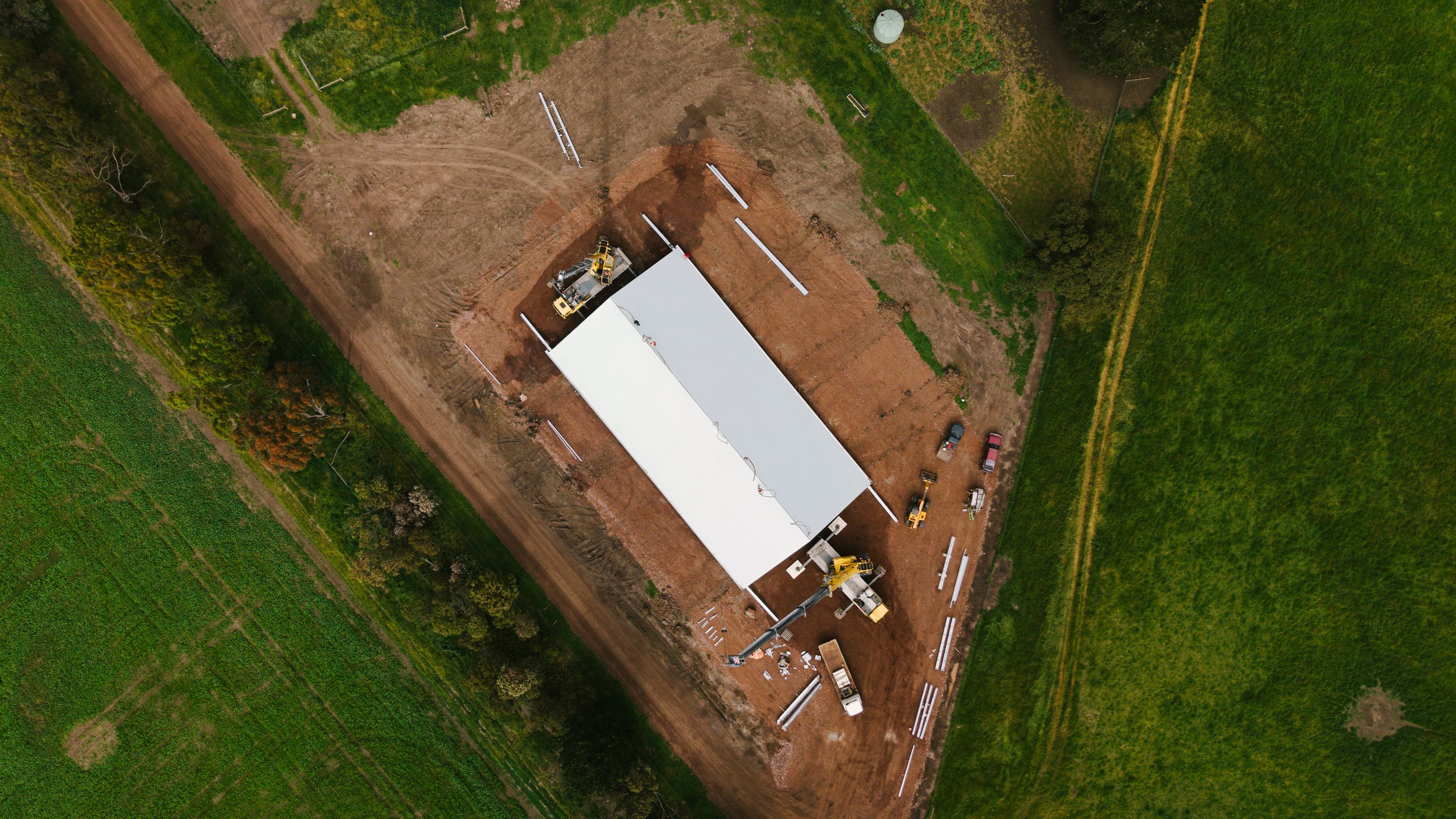 NewShed_Lifting_6.jpg