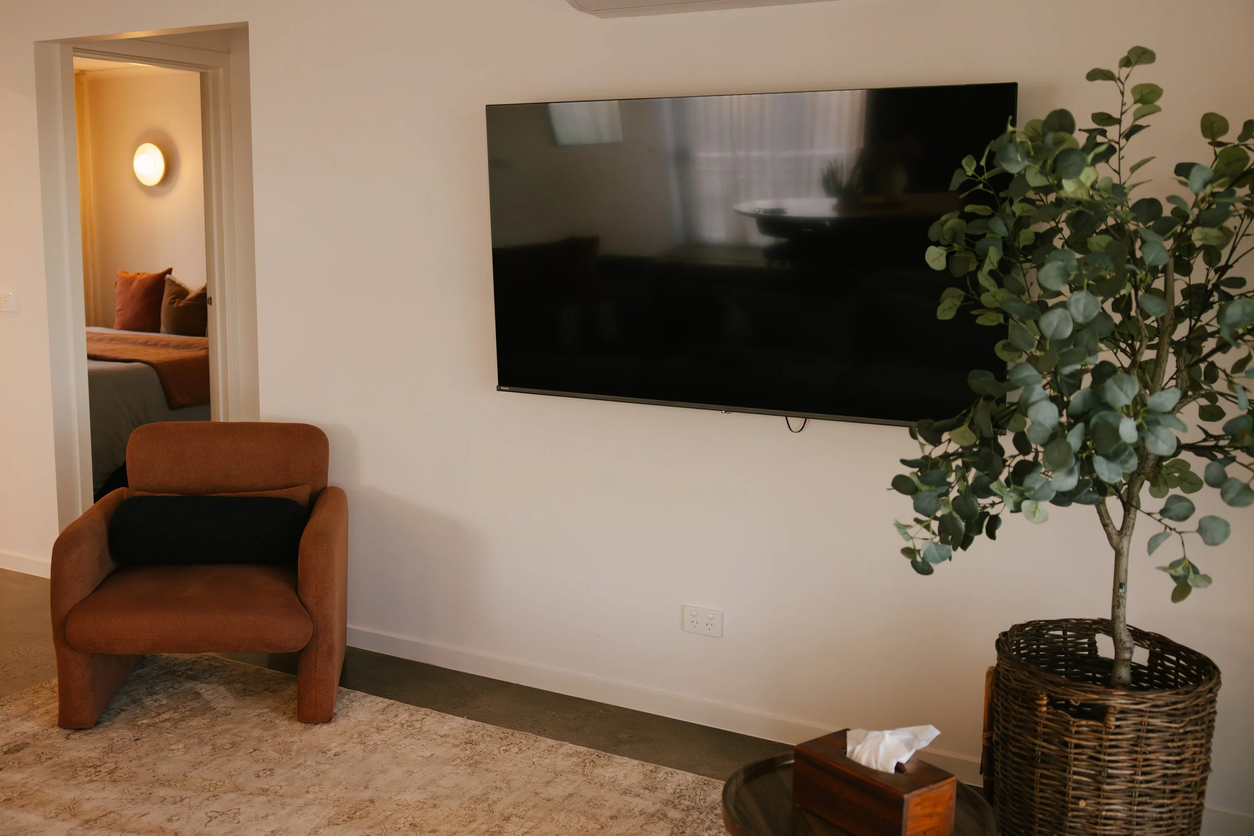 AirBnb_Torquay_23.jpg