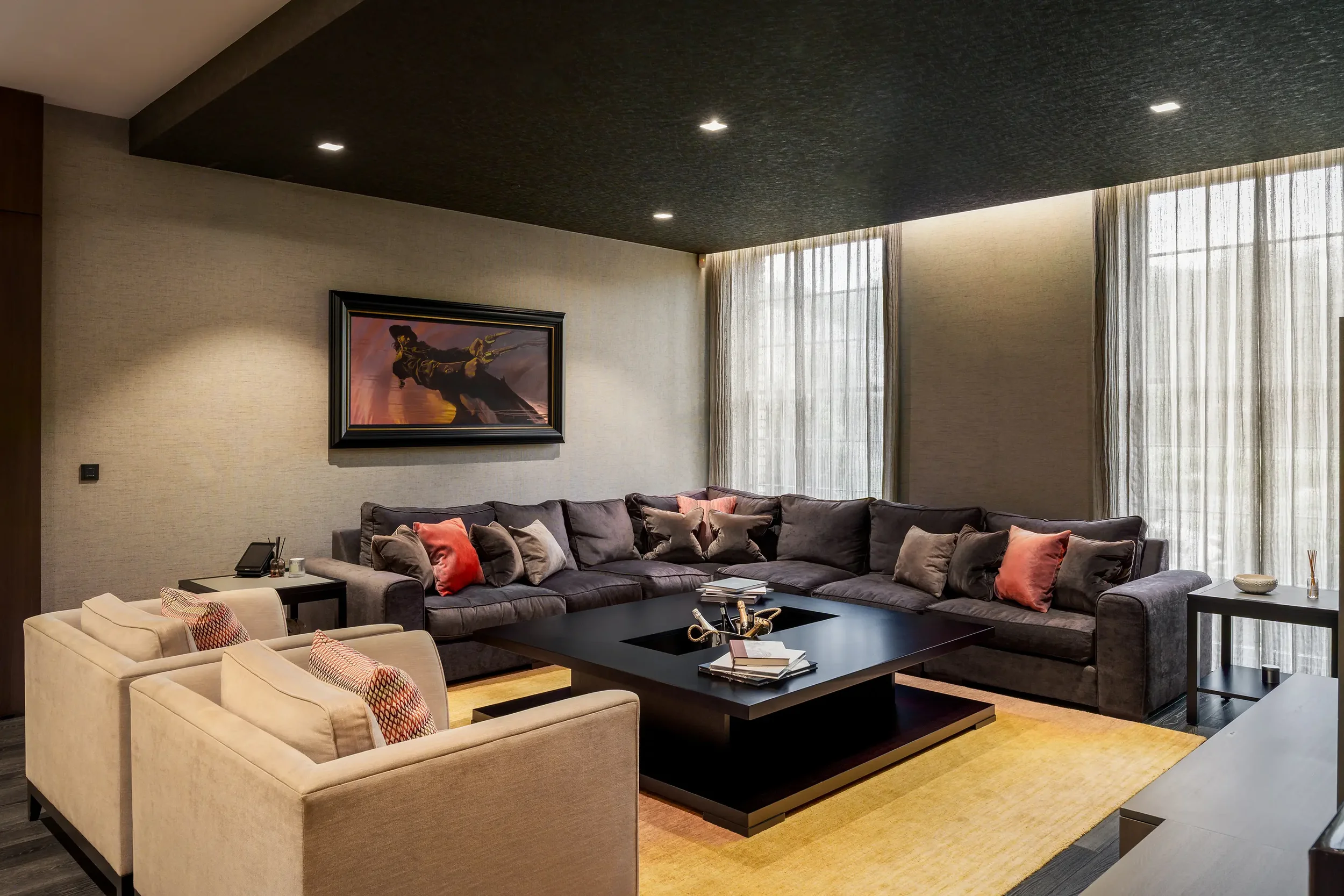 Interiors_enter_09.webp