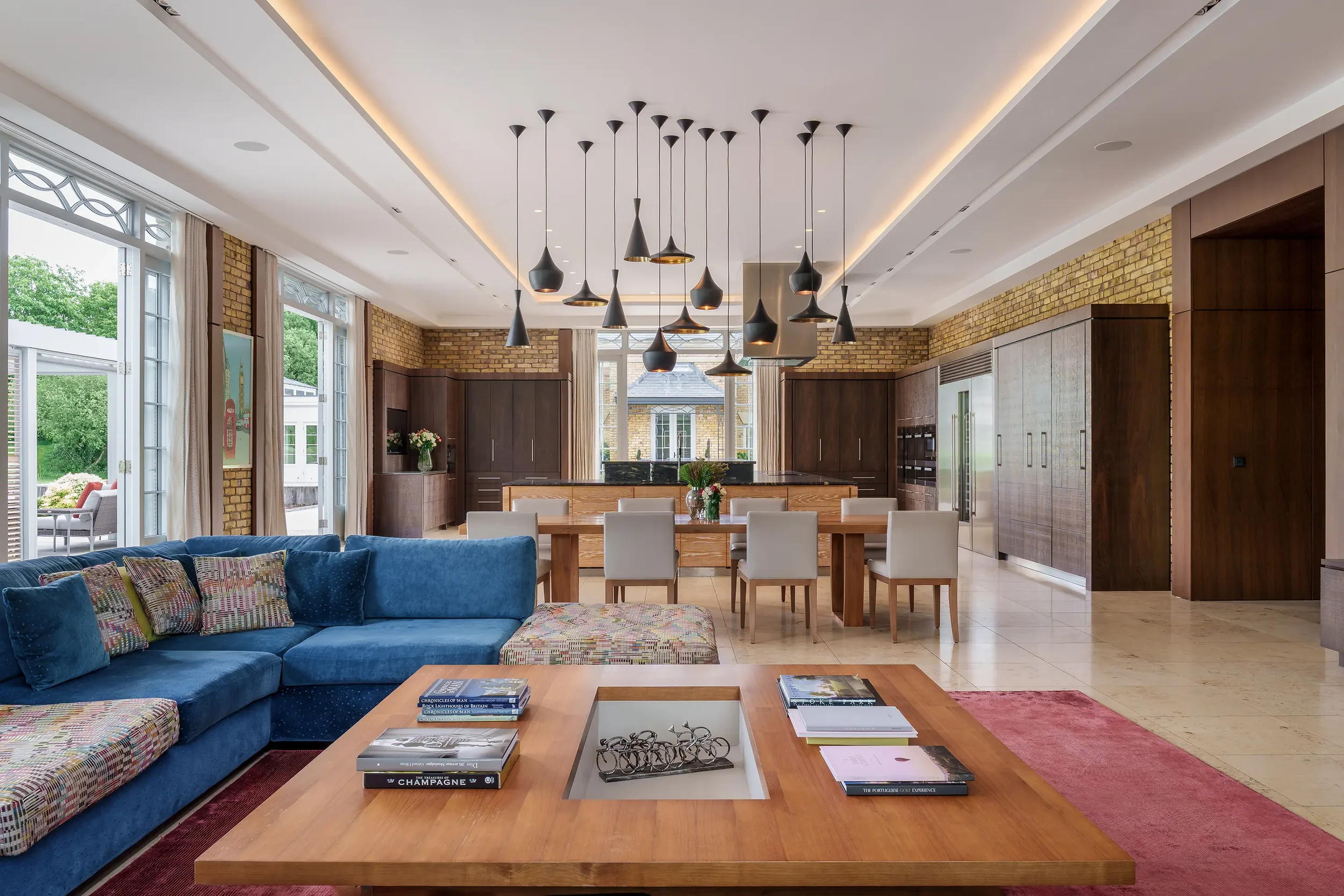Interiors_02.webp
