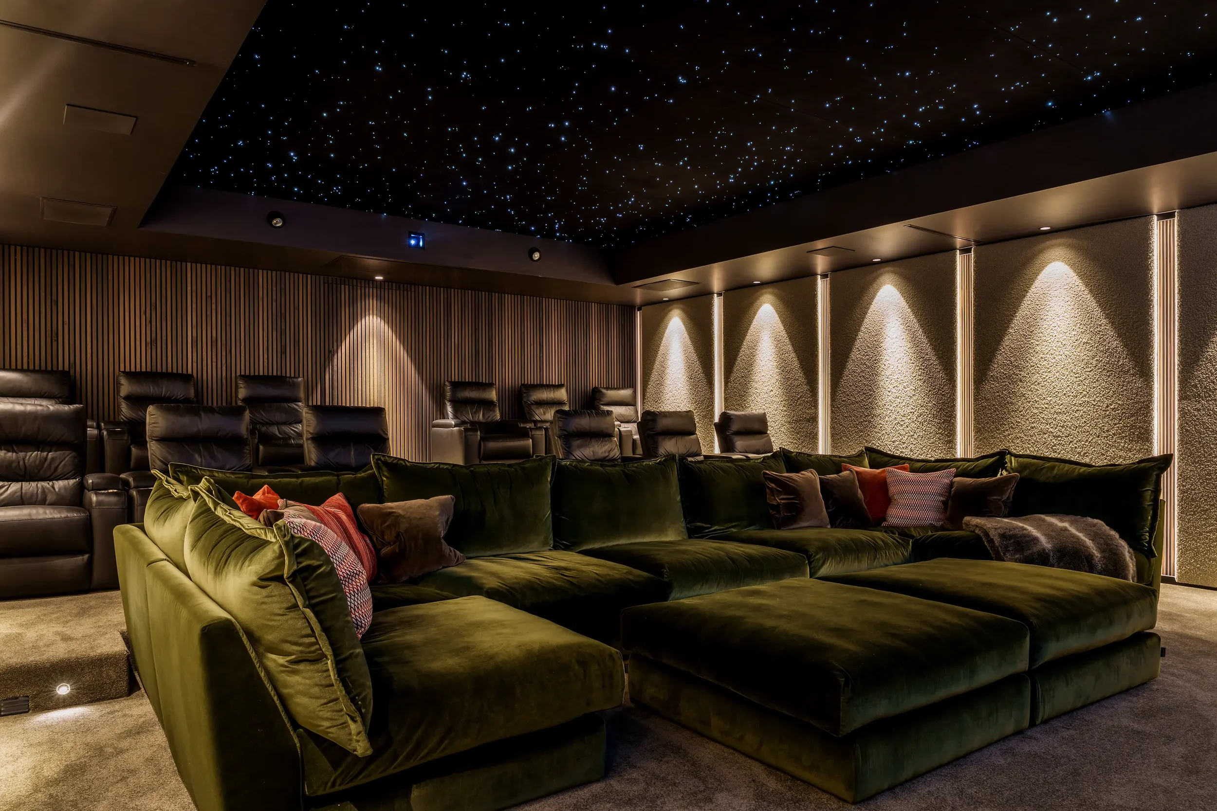 Interiors_enter_08.webp