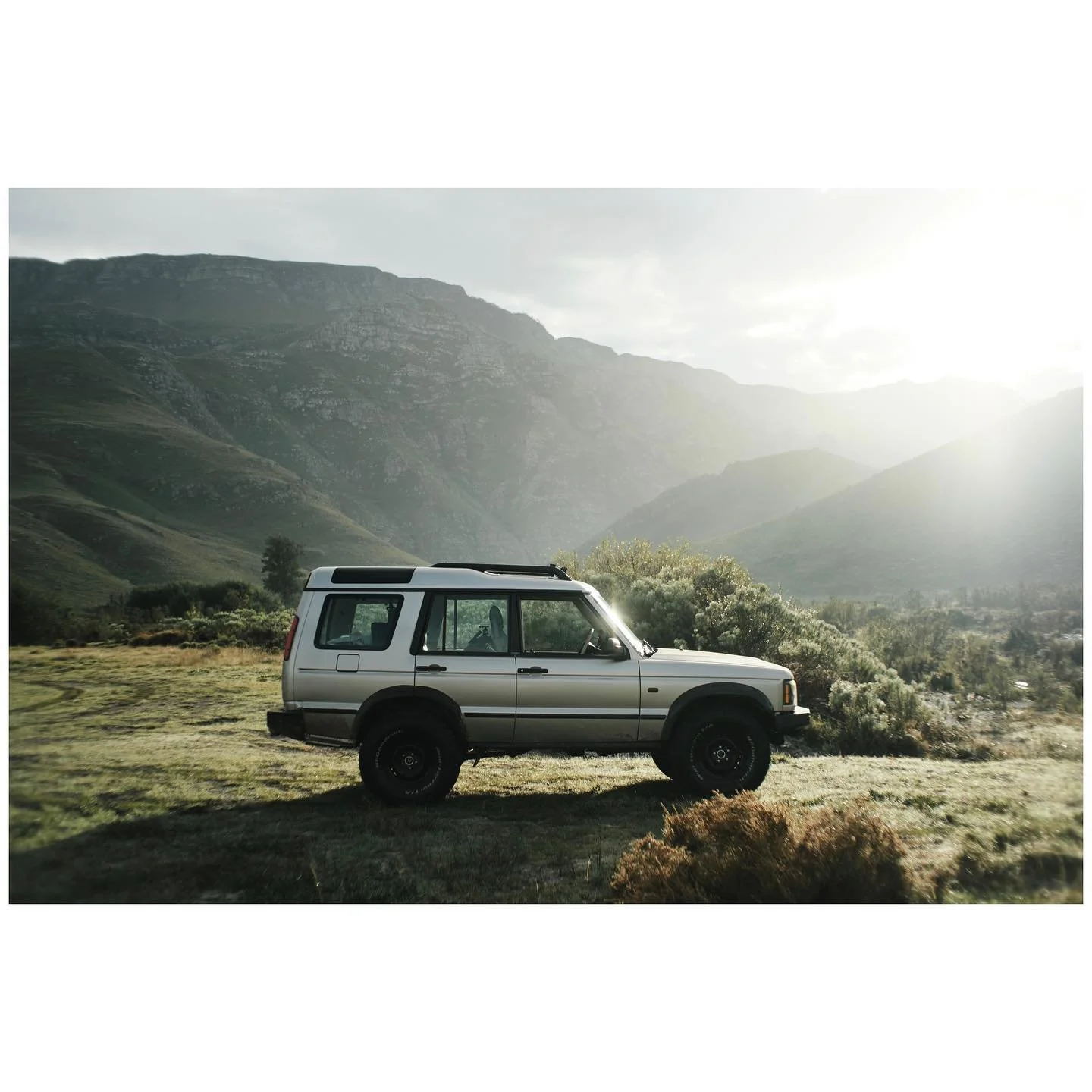 My latest project; A 2003 Land Rover Discovery 2, a car I&rsquo;ve always wanted.
* Is it heavy on fuel - yes
* Does it have a bunch of oil leaks - yes
* Have I already spent countless hours working on it - yes
* But am I learning, having tons of fun