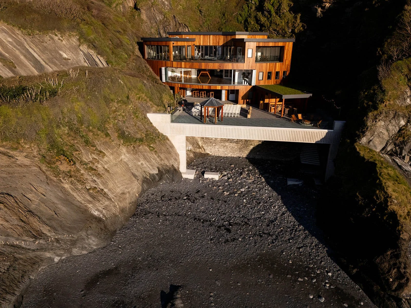 Tunnels-beaches-uk-wedding-venue-Devon-3.jpg