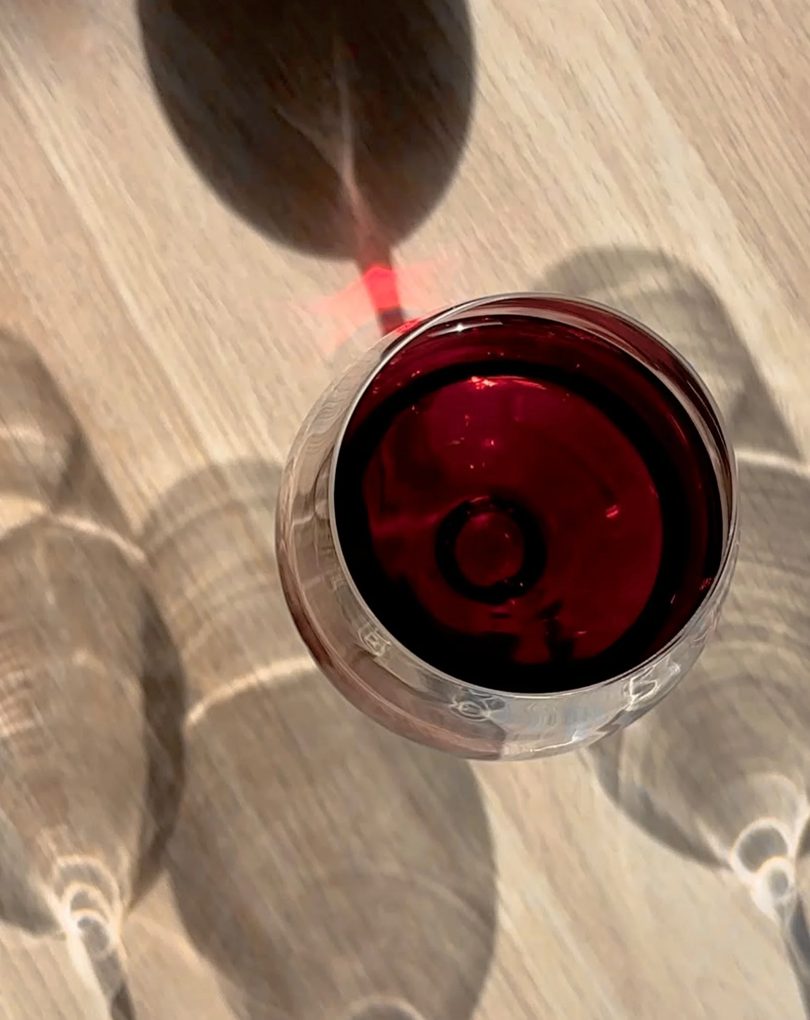 Red wine weather 🍷

Some seasons just ask for a glass of red, and a reason to gather people around it.

House Pour offers full-service bars, bartending and waitering for private events across Auckland. ✨