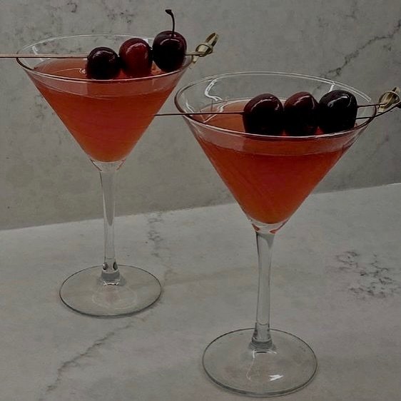 Love a good cosmopolitan? 🍸✨ Gather your crew and book us to provide a burst of flavour and a splash of fun at your next event 🥂