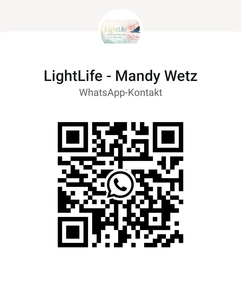 QR-Code mit Kontaktinformation für LightLife Mandy Wetz auf WhatsApp.