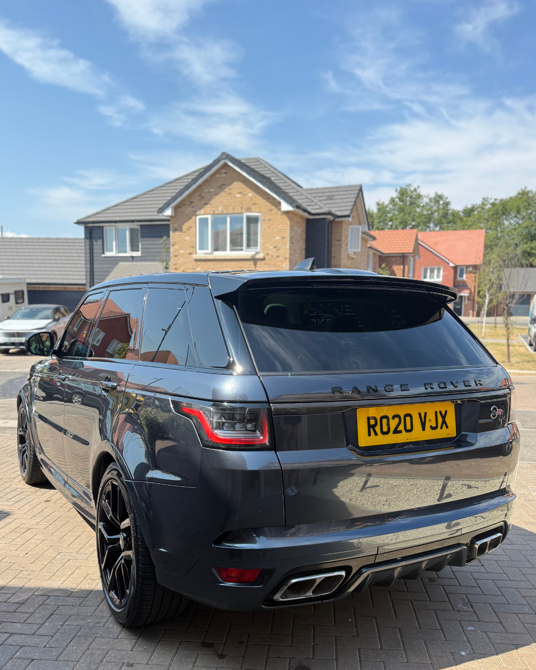 Mobile Deep Exterior Clean - Range Rover SVR