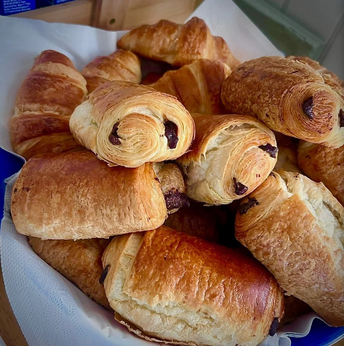 Britmead Guesthouse, Bed & Breakfast, Rope & Rudder, Continental Breakfast, Stay, Dine, Lounge, Relax, Explore, West Bay, Bridport, Dorset, Adventure, Overnight, Boutique, Terrace, Garden, James, Nina
