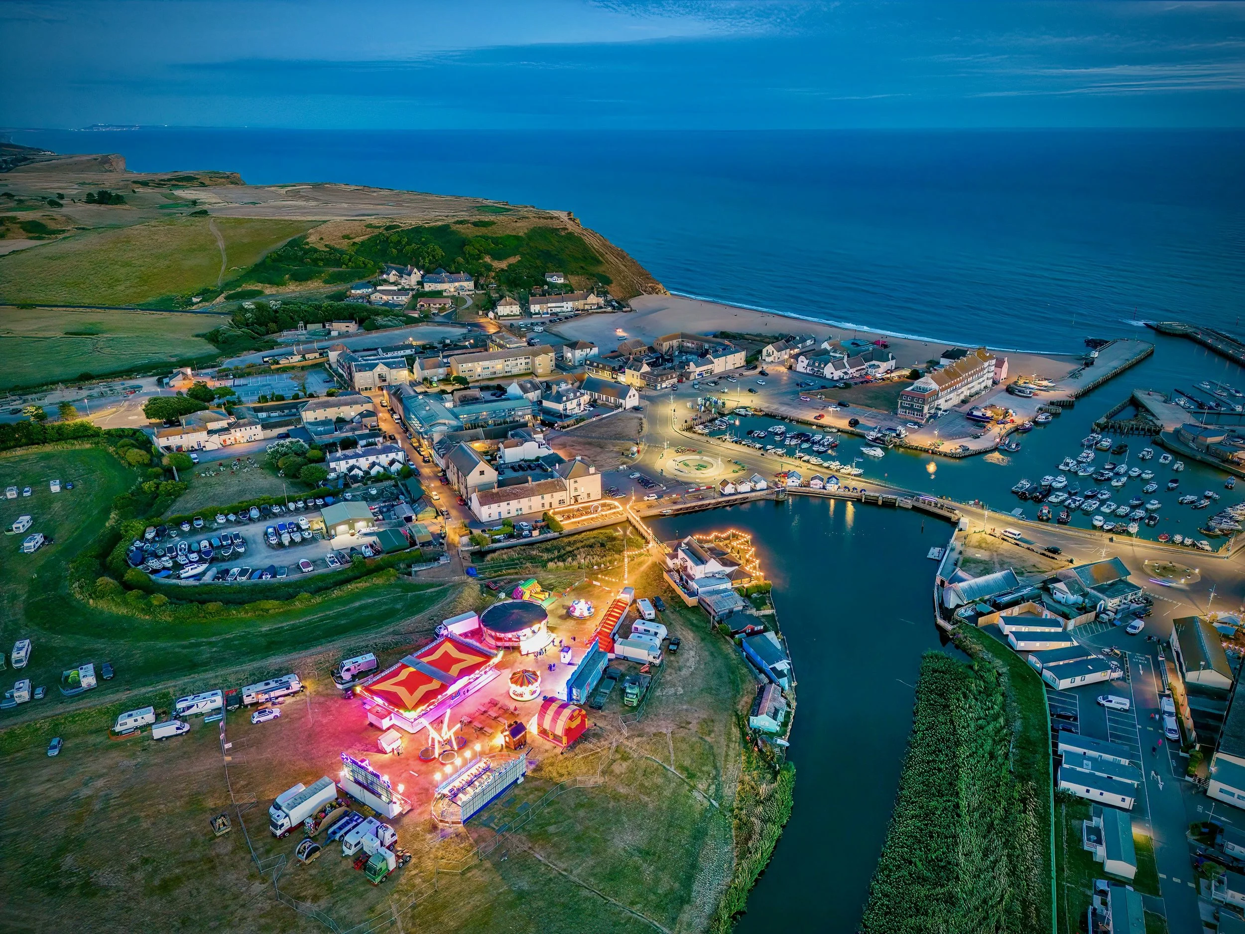 Britmead Guesthouse, Bed & Breakfast, Rope & Rudder, Continental Breakfast, Stay, Dine, Lounge, Relax, Explore, West Bay, Bridport, Dorset, Adventure, Overnight, Boutique, Terrace, Garden, James, Nina