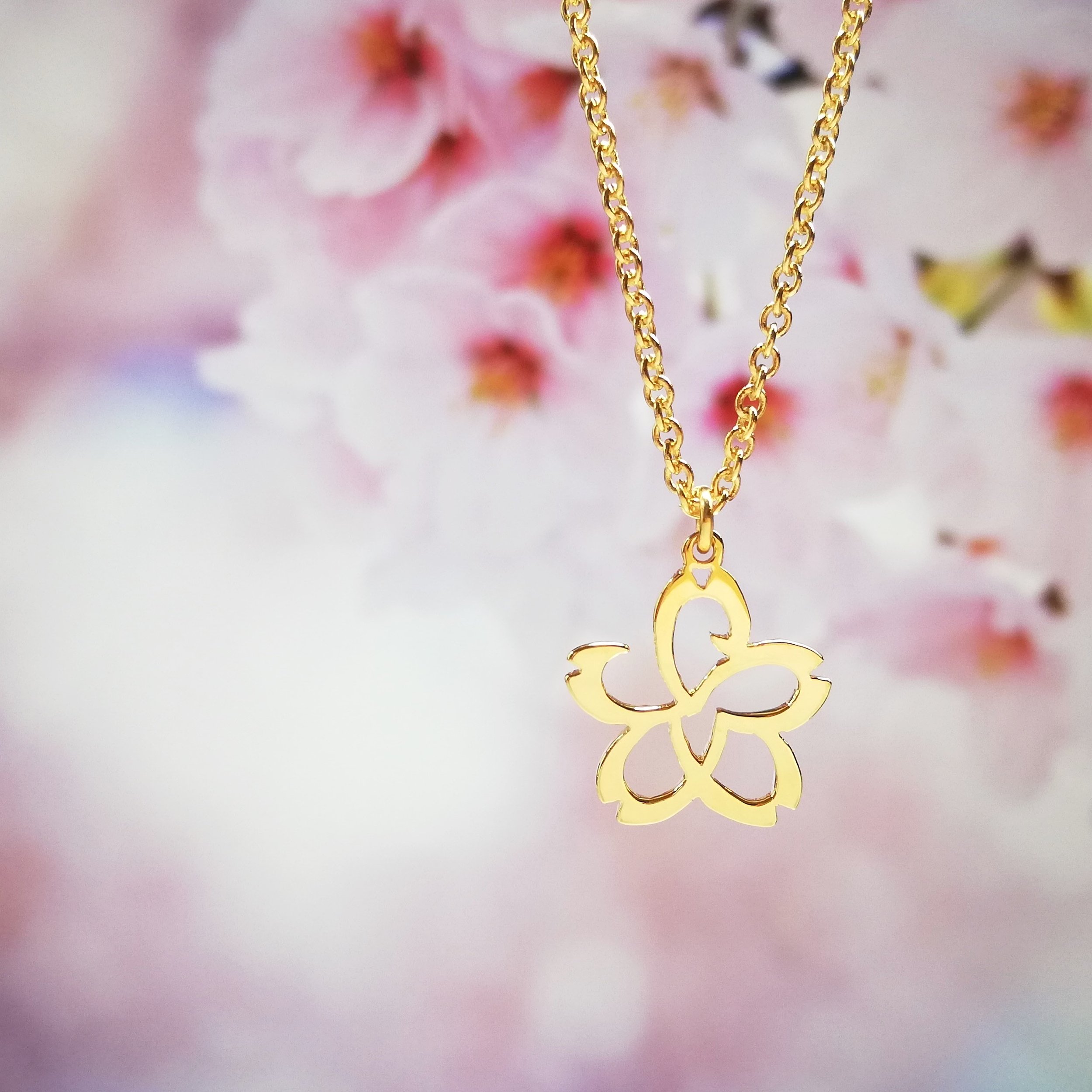 Sakura in Hiragana petit necklace.jpg