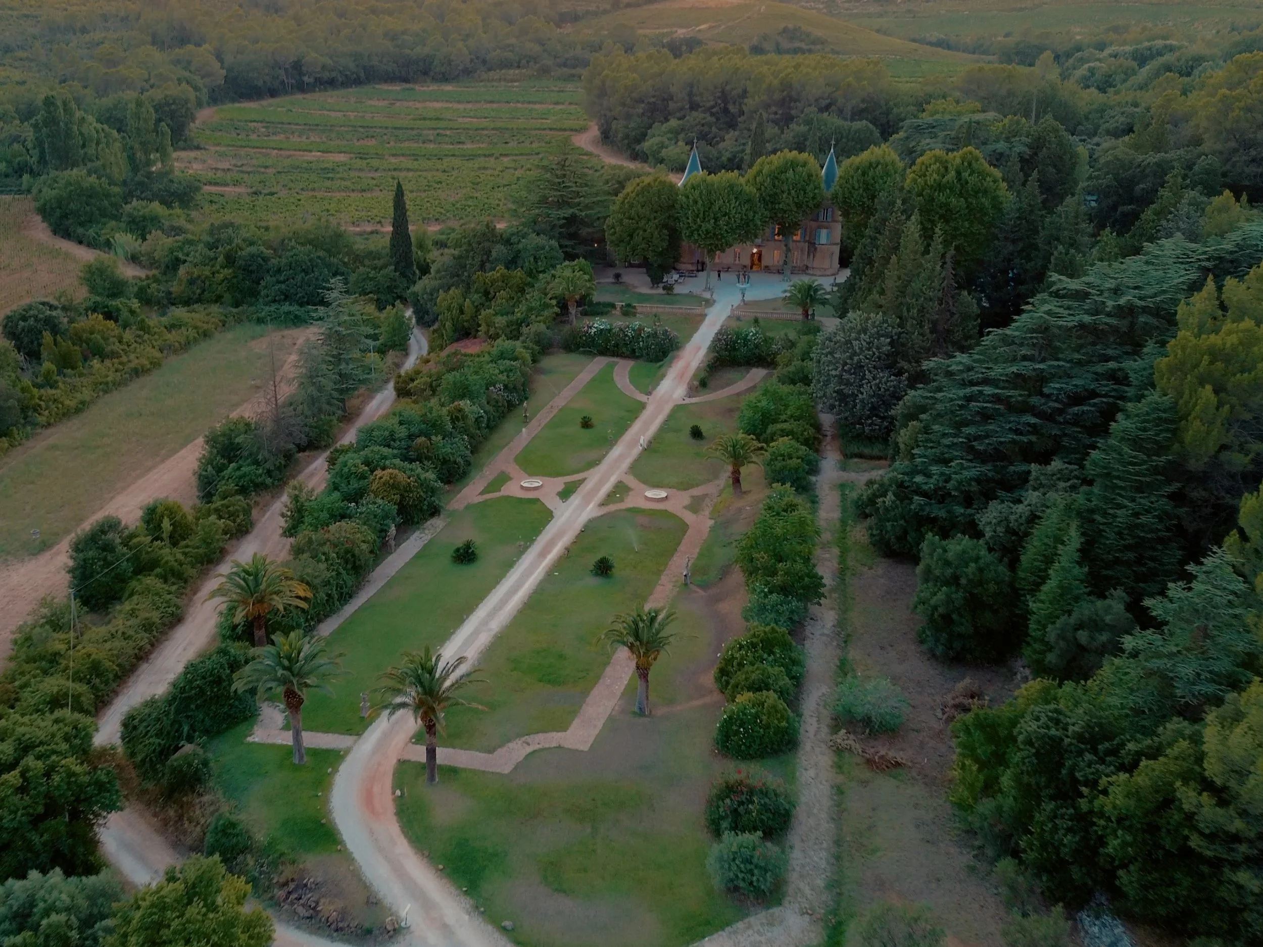 casale de pasquinelli ceremony south garden