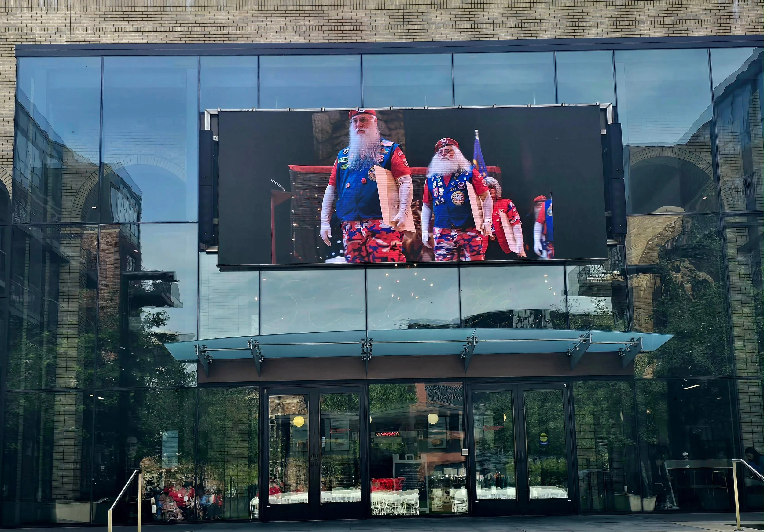 🎅 Our Midwest Premiere! 🎬

Yesterday, Behind the Beard: Making Santa Real hit the screen at the Grand Rapids Film Festival, marking another incredible stop on this film&rsquo;s journey.

Seeing these stories continue to find new audiences is someth