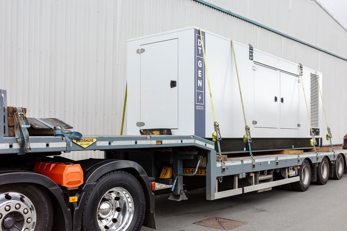 flatbed truck carrying load with dunnage keeping the load in place.