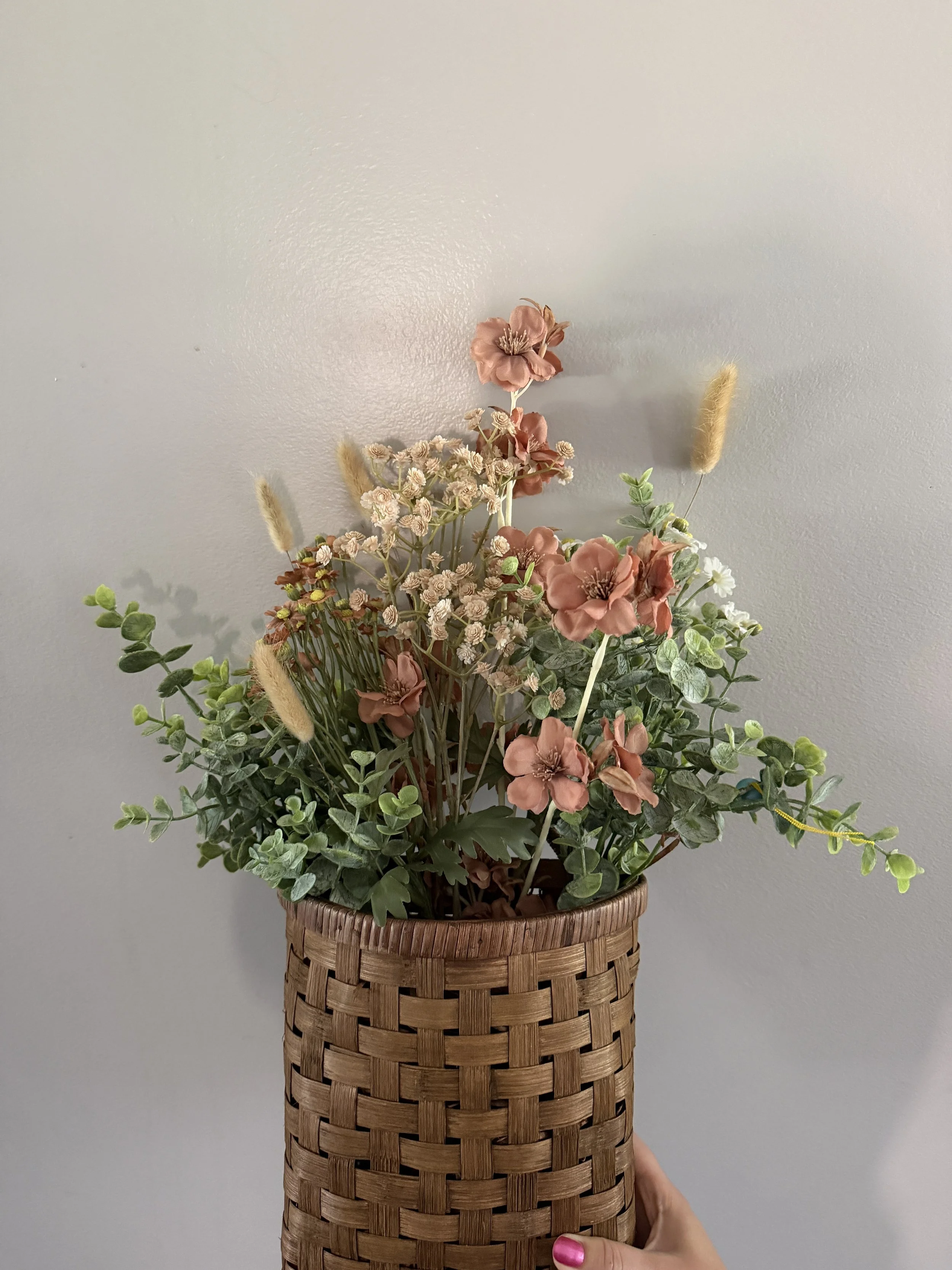 intended to be wall art; all i knew going into this project was the home was more of a rustic/farmhouse style and needed pieces to match. so i went with wildflowers and some greenery.