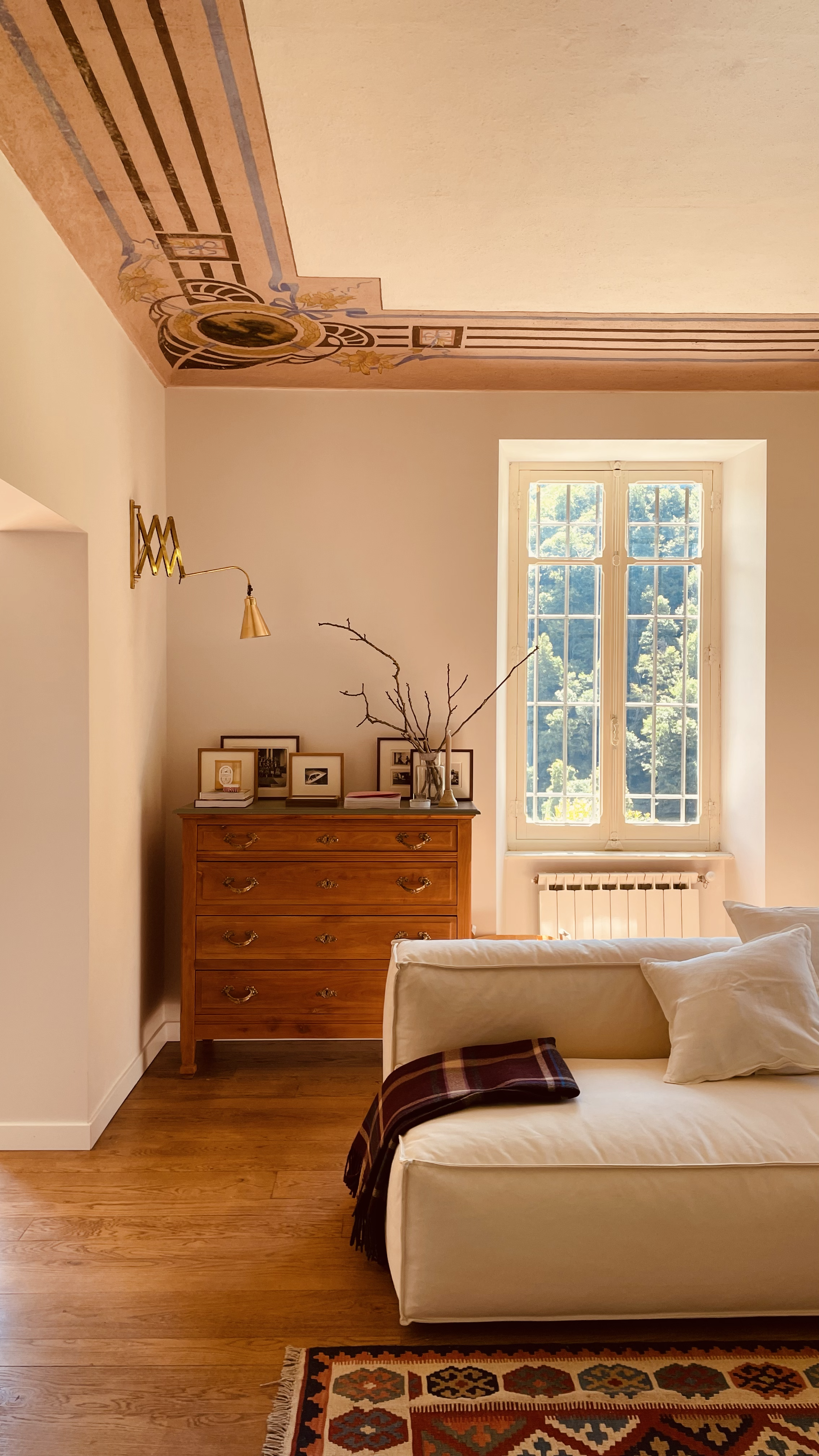 Frescoed living room at Villa Oberti, a charming historic villa near Mondovì and the Langhe in Piedmont