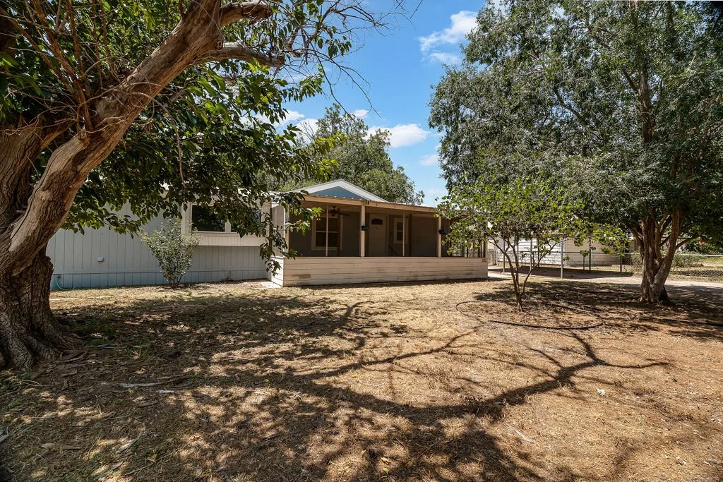 202ERobinson-02.jpg