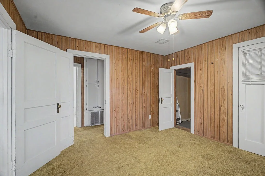 102NMossLakeRd-16.jpg
