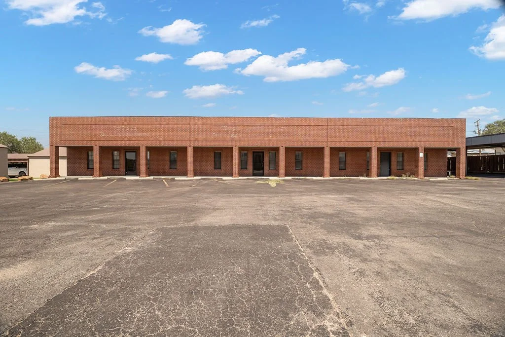 1707Lancaster-01.jpg