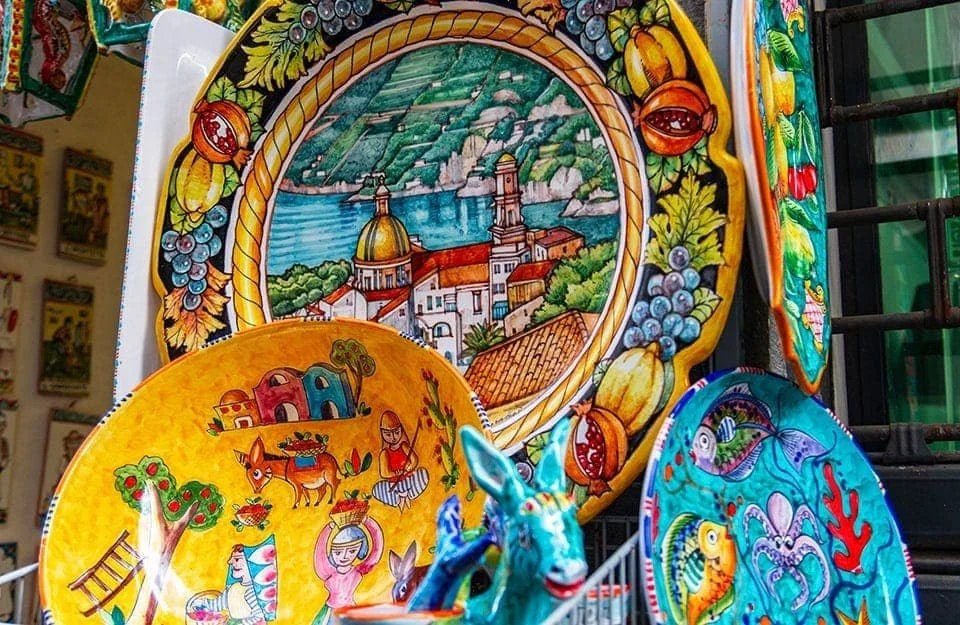 Il mercato della ceramica e l'inganno del "Fatto a Mano"