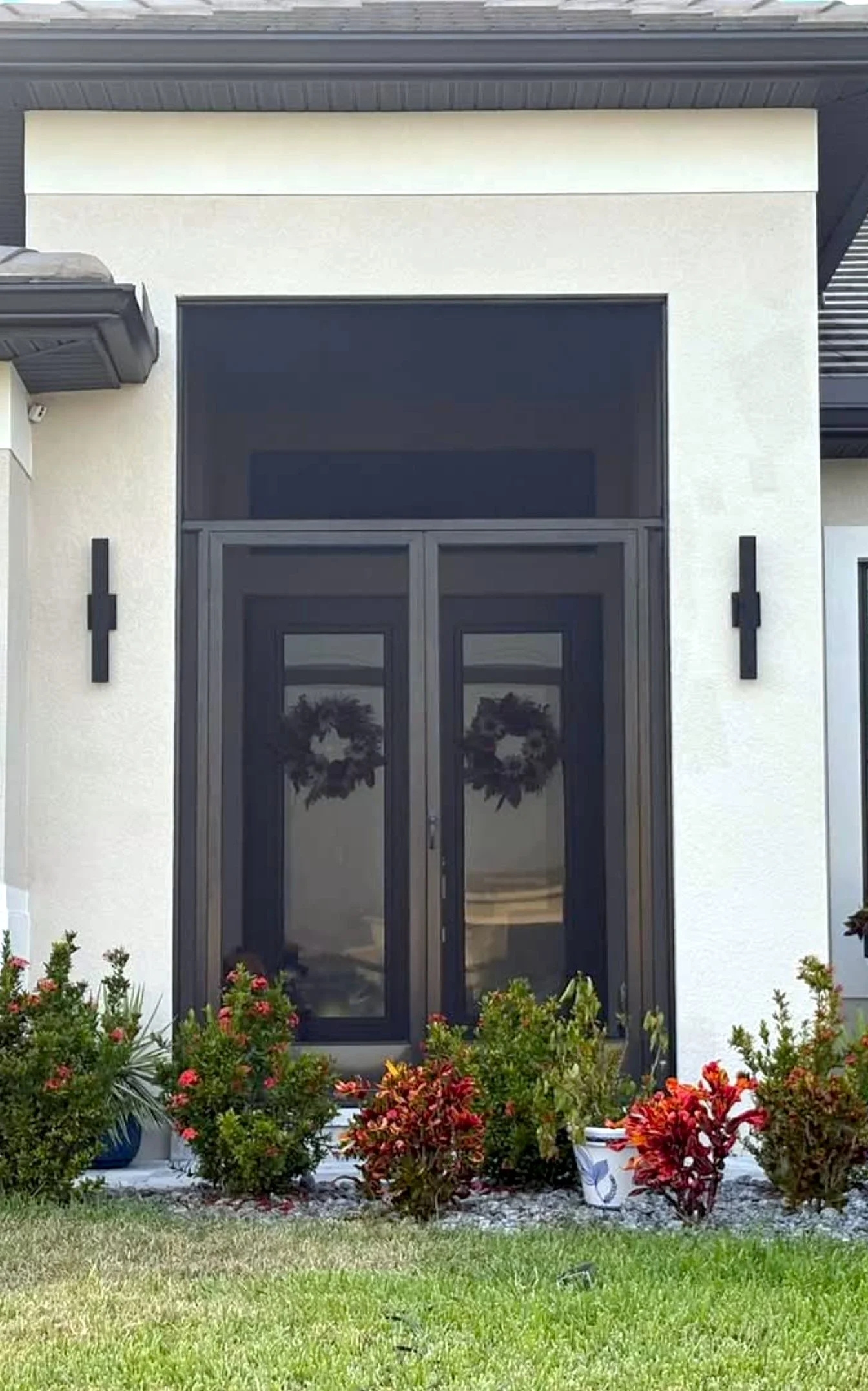 Entryway -Wreath - Color Balanced.jpg