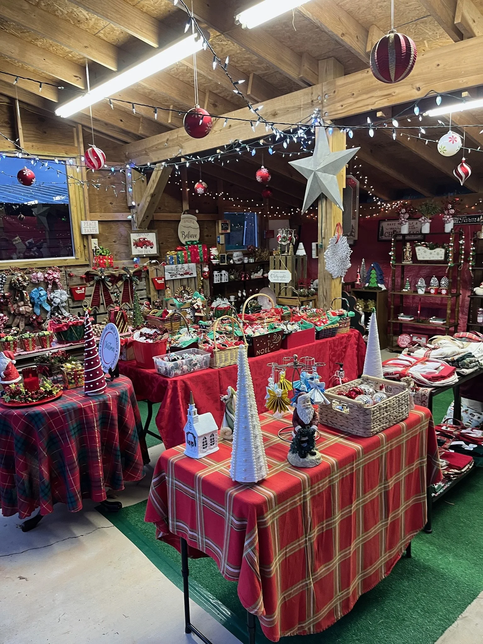 Christmas Farm Store