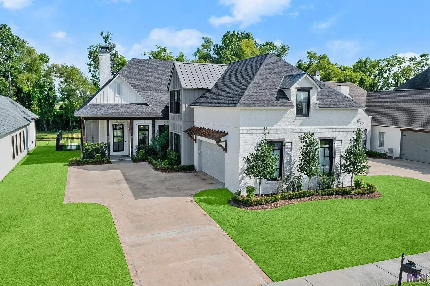 Install a FORTIFIED Roof—Because Ordinary Is Overrated