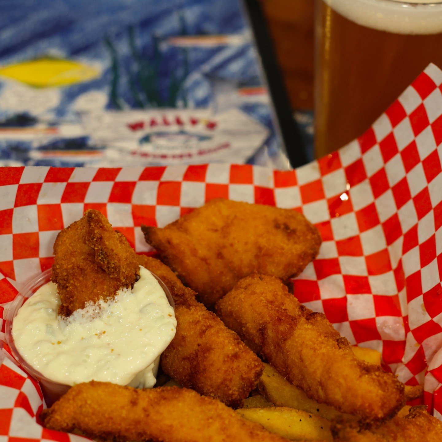 At Wally&rsquo;s, we take our seafood seriously. Whether it&rsquo;s flaky Arctic cod, fresh ling cod, salmon, halibut, sweet clams, oysters, or scallops, we hand dip it, fry it to crispy golden perfection, and serve it piping hot with fries and our f