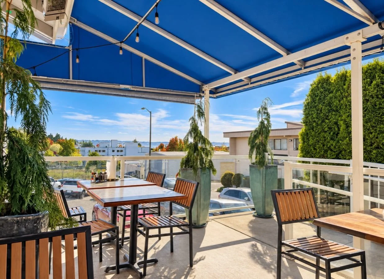 Beautiful evenings are made for the patio at Wally&rsquo;s Chowder House. 

Join us for a salmon dinner, all-you-can-eat fish and chips, or a bowl of our legendary clam chowder. Pair it with something from our new wine list&mdash;or one of our legend