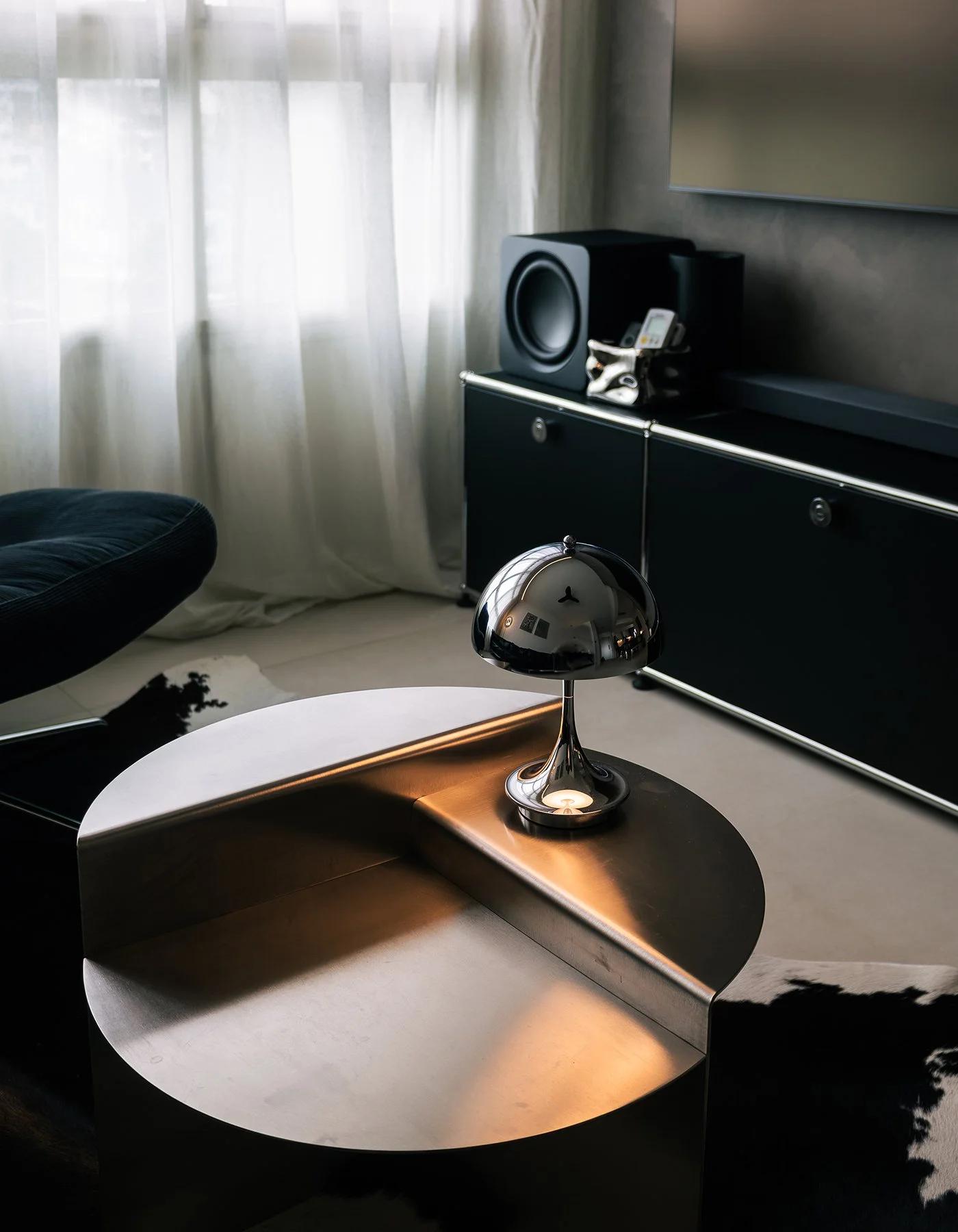Living Room 03.jpg