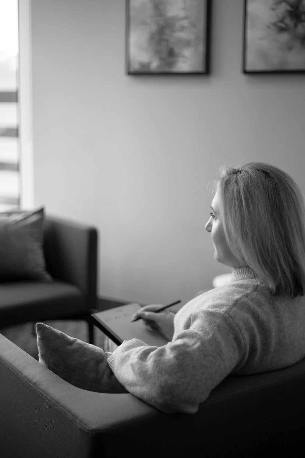 Lucy Snider during a counselling session in her Kelowna office