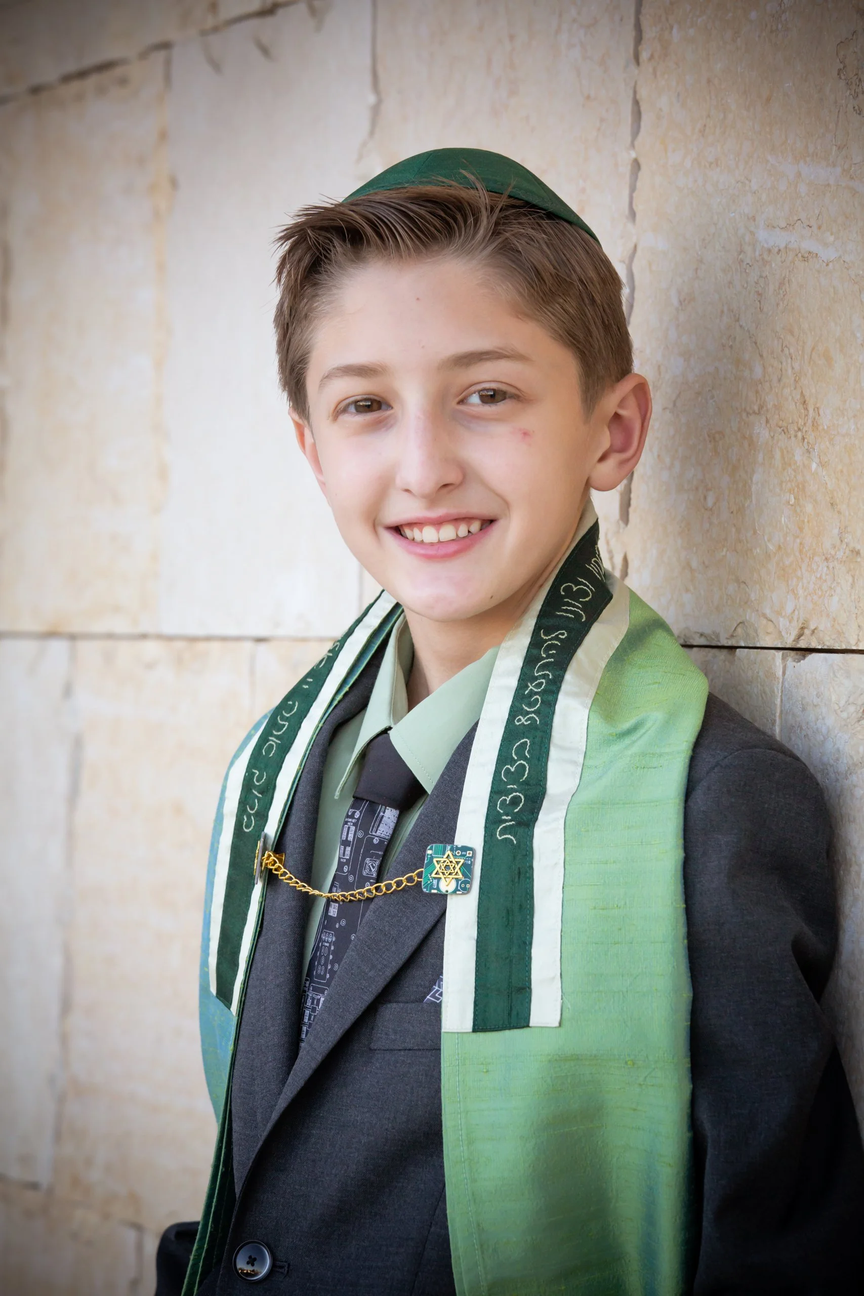 0036_9334_CalebBarMitzvah-J1880.jpg
