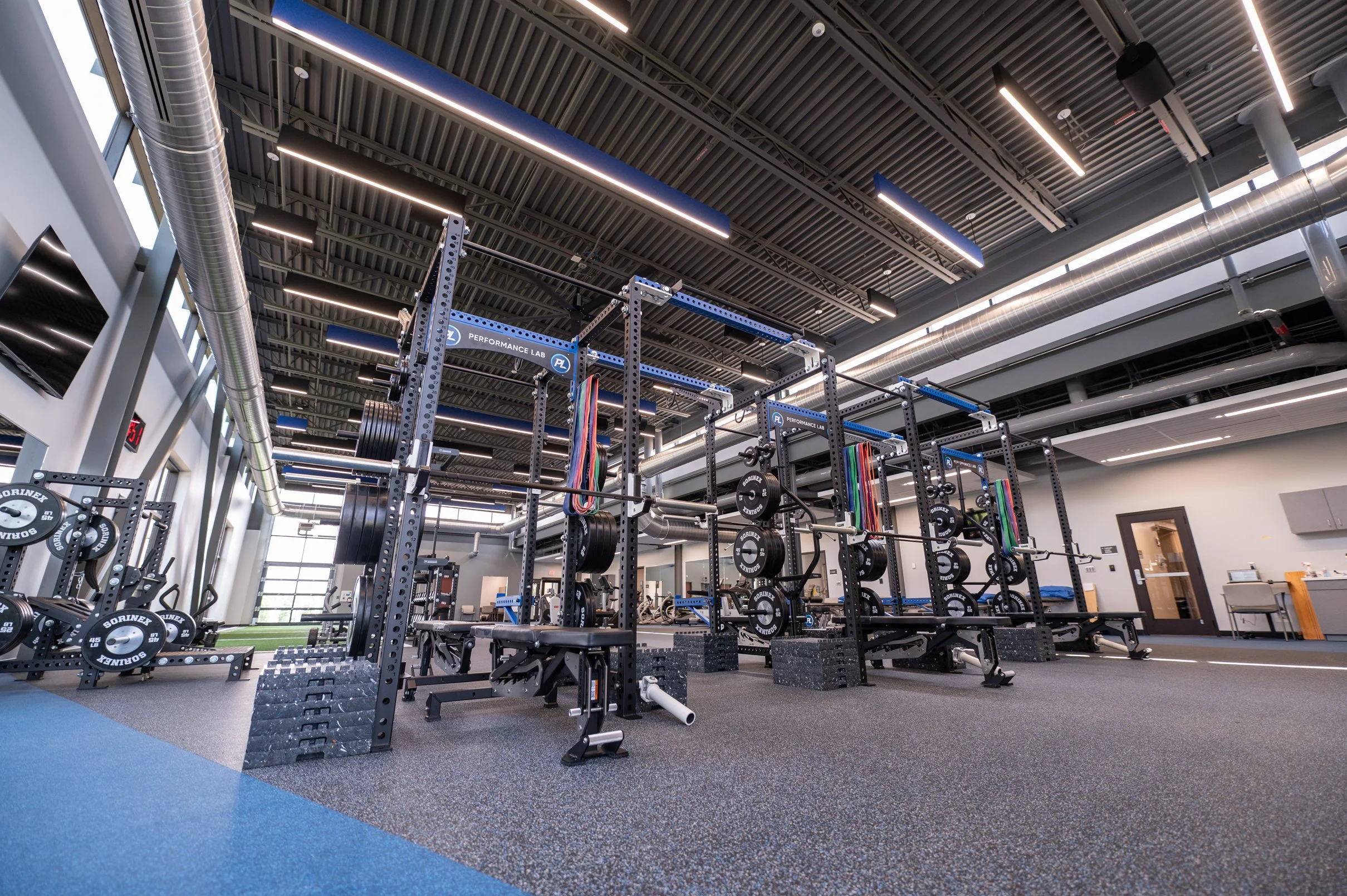 OFC-PerformanceLab-LaunchPhotos-EVANTAYLORSTUDIOS-2025-8737.jpg