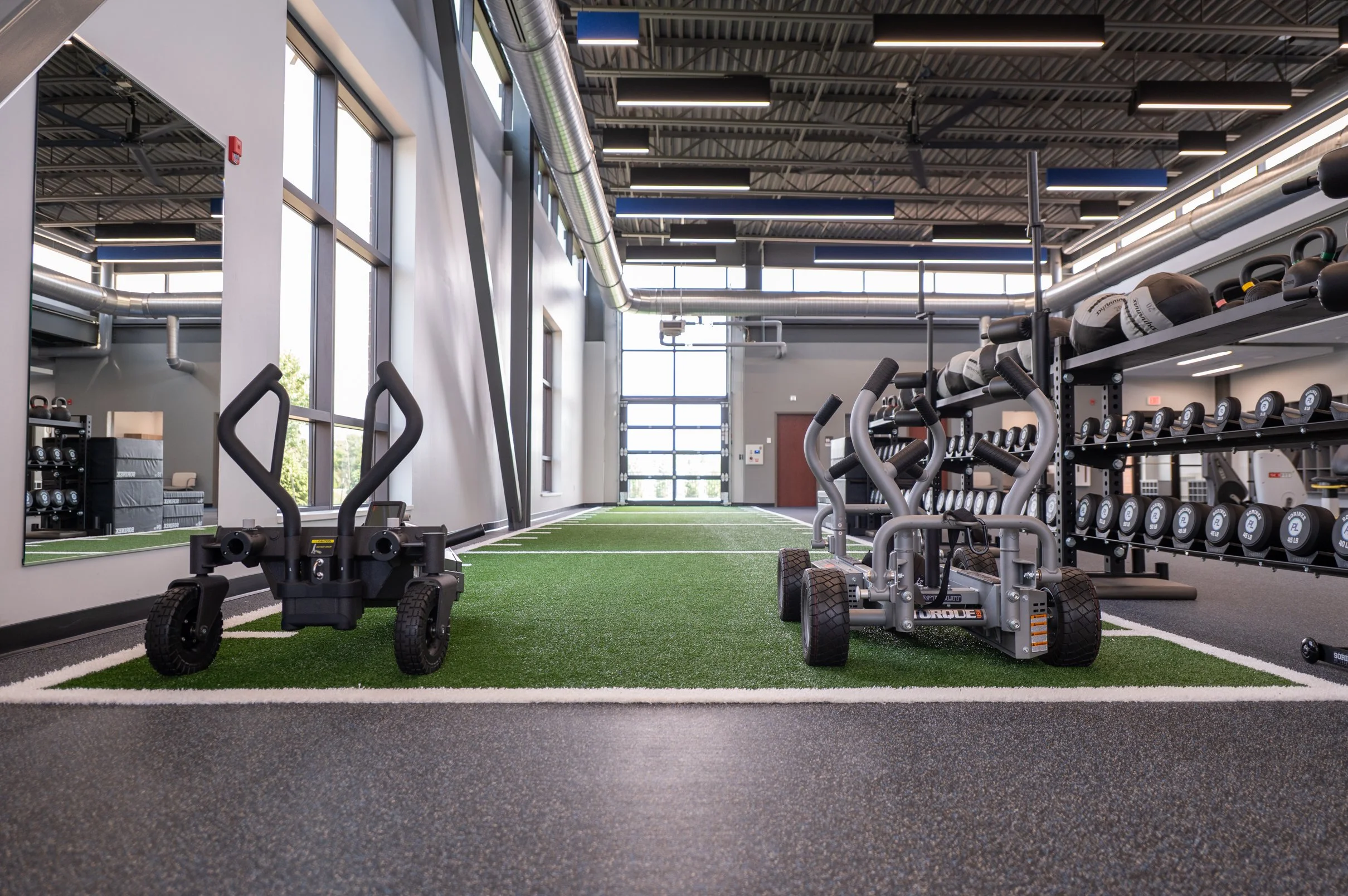 OFC-PerformanceLab-LaunchPhotos-EVANTAYLORSTUDIOS-2025-8750.jpg