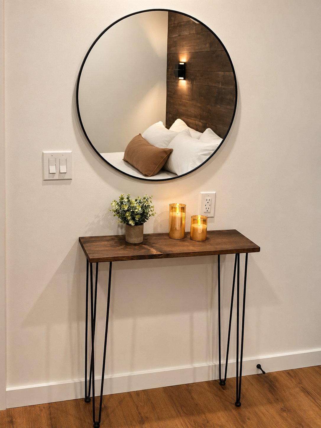 Stylish entry area with mirror and décor inside BeltLine Studio ATL