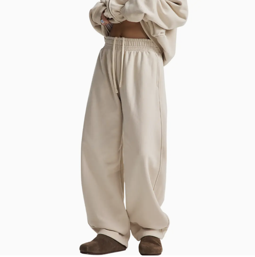 Curved-Blade Sweatpants- Apricot