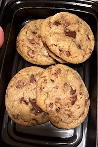 Fresh Baked Cookies - 4 Count