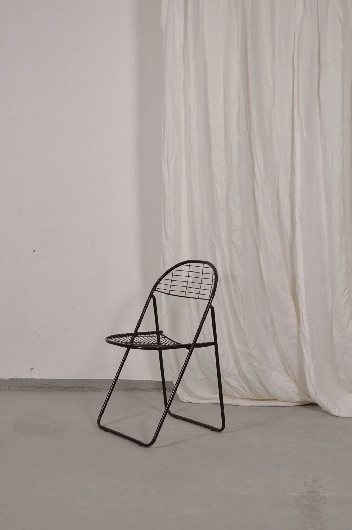  Gammelgaard metal folding chairs