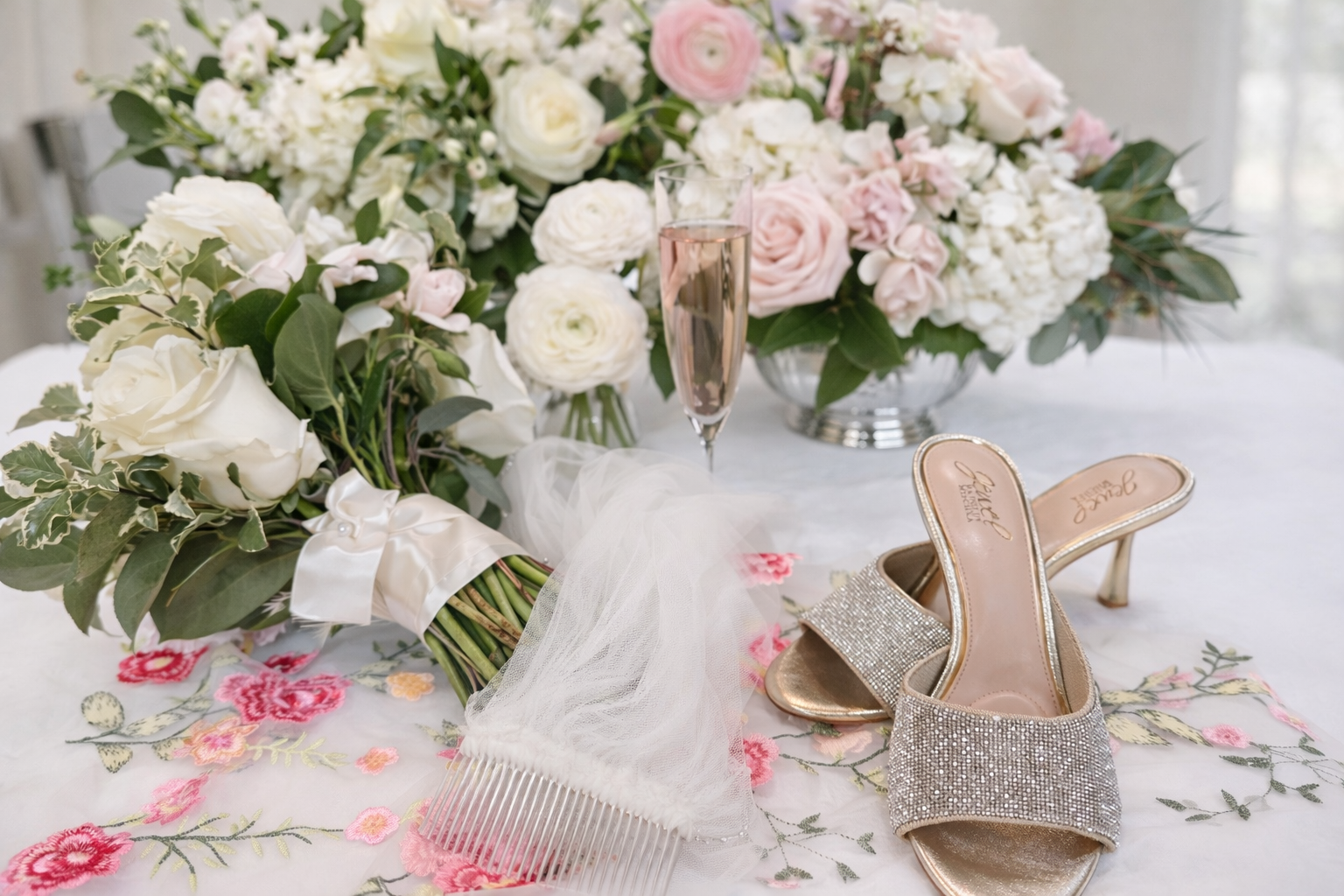 simply-florals-bridal-packages-low-cost.png