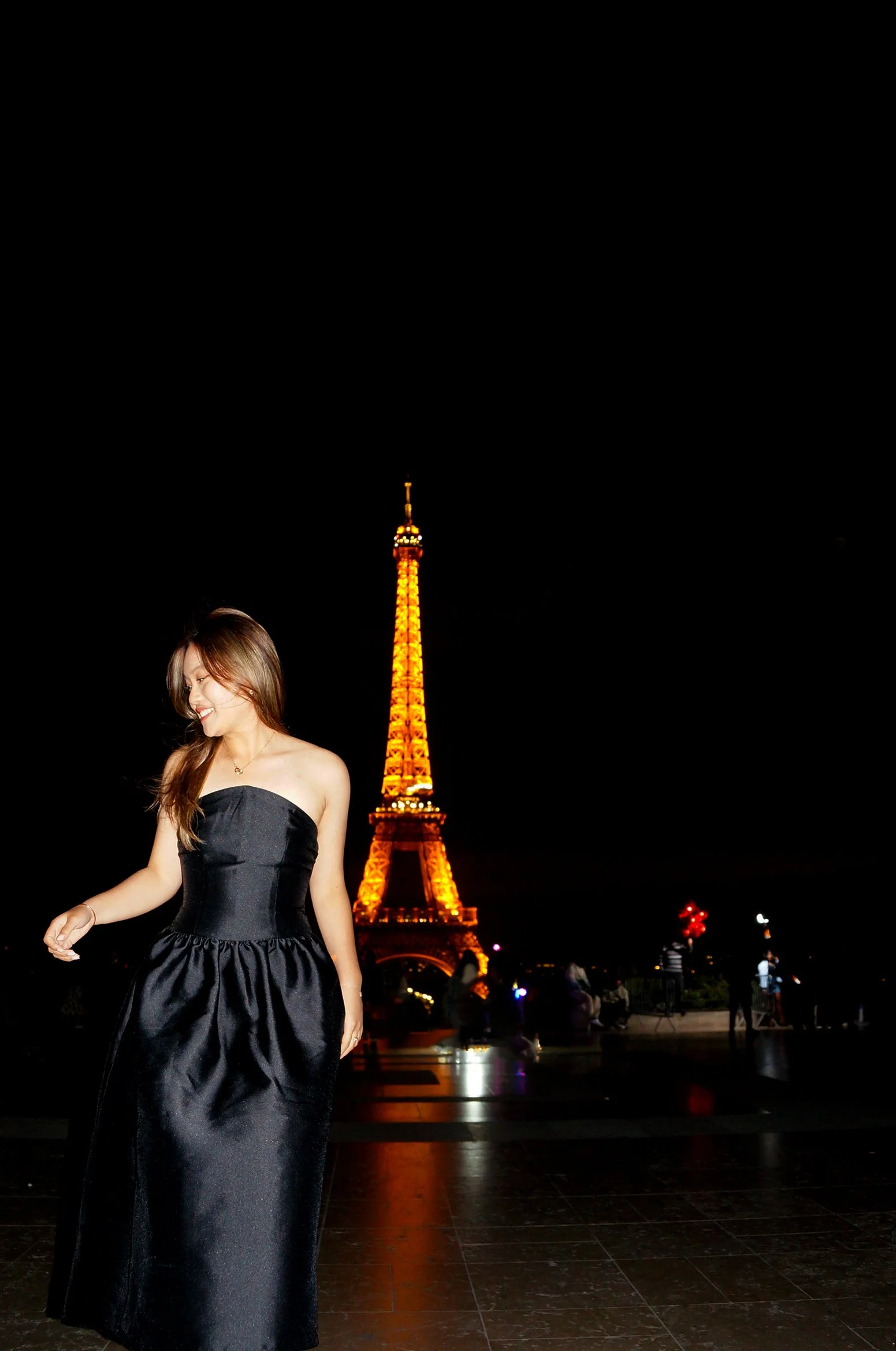 Editorial shoot—PARIS EIFFEL TOWER 2026 